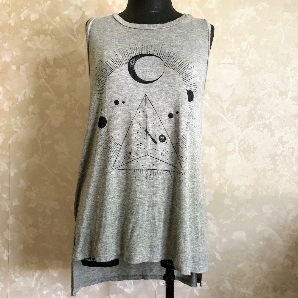Sun Moon Stars Planets Sleeveless Tee Medium